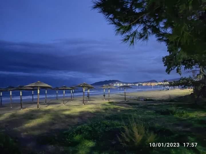 Άνετο Διαμέρισμα Artemida  Esterno foto
